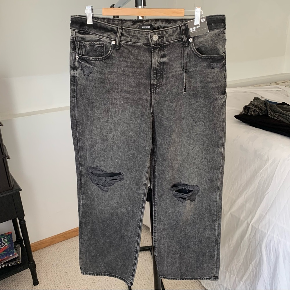 Express 90s Ankle Boot Mid Rise Jean NWT 12